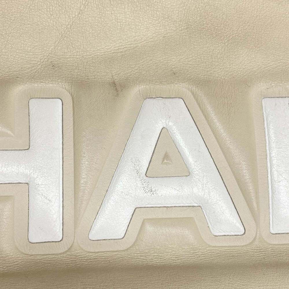 CHANEL Cream Lambskin Leather Tote Bag - Picture 10 of 13